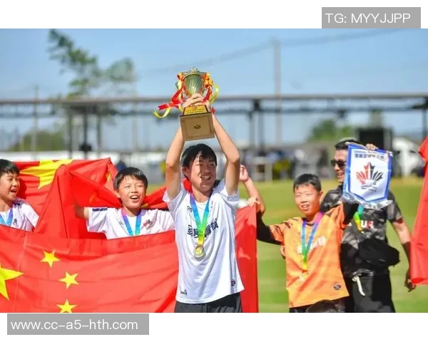 中国足球小将2015年泰国夺冠全胜战绩决赛击败毛剑卿执教的上海卿训