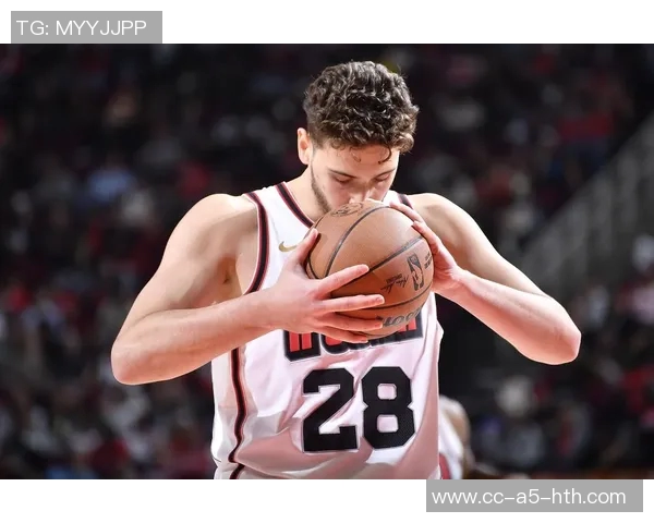 小莫布里状态低迷仅得8分罚球失准却贡献11板4助3帽表现值得关注